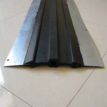 鋼邊止水帶生產(chǎn)